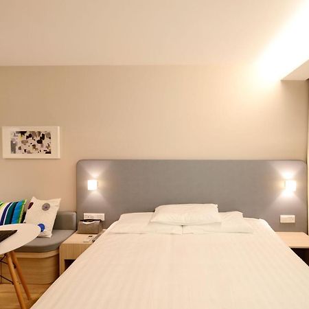 Grande Chambre Dans Charmante Maison Alsacienne Herrlisheim Buitenkant foto